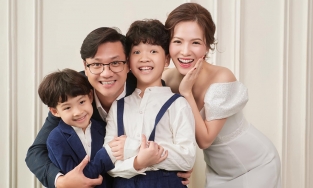 Khoảnh khắc Khải Anh hấp dẫn nhất trong mắt Đan Lê: Không phải lúc chải chuốt hay tặng quà vợ