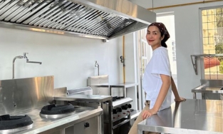 Ông xã Tăng Thanh Hà tặng vợ món quà 'siêu to khổng lồ'