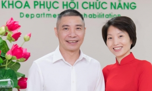 NSND Công Lý diện đồ bảnh bao, đi event đầu tiên sau 1 năm bạo bệnh