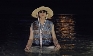 Siêu Hot: Sơn Tùng bất ngờ đăng ảnh lúc nửa đêm kèm lời thả thính 'vu vơ'