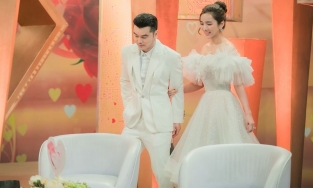 Ưng Hoàng Phúc khẳng định bị vợ kiểm soát, gọi chồng là 'rùa bò lật ngửa'