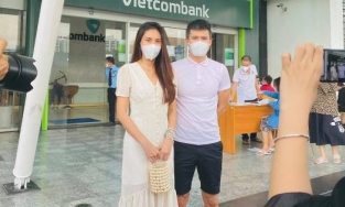 Livestream sao kê của Thủy Tiên lập kỷ lục mới với gần nửa triệu người cùng truy cập 