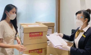 LIVE: Toàn cảnh Thủy Tiên livestream sao kê tại ngân hàng Vietcombank