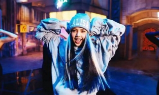 Lisa lập kỷ lục mới cho BlackPink khi dẫn đầu bảng xếp hạng thương hiệu của thần tượng nữ