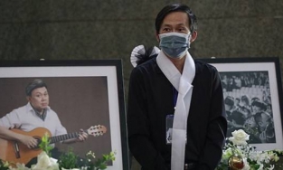 Hoài Linh liên tục mất đi 4 người thân trong vòng chưa đến 1 năm