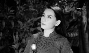 Con gái Phi Nhung đăng tải thông tin chính thức về tang lễ và cáo phó của mẹ