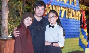 Quang Lê có động thái mới giữa lúc 'con nuôi' Huyền Trân bị nhắc tên