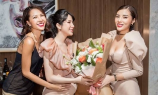 Diệp Lâm Anh tụ tập hội bạn thân Kỳ Duyên - Minh Triệu sau lùm xùm hôn nhân