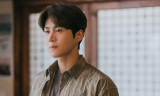 KBS xác nhận Kim Seon Ho rời chương trình '2 Days 1 Night' sau  lùm xùm với bạn gái cũ