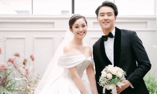 Chú công an Đông 'Phố trong làng' nói về bà xã là 'MC cười đẹp nhất VTV'