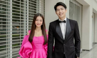 Khả Ngân nổi bật bên Quốc Anh nhận giải 'Nữ diễn viên xuất sắc nhất' tại lễ trao giải AAA