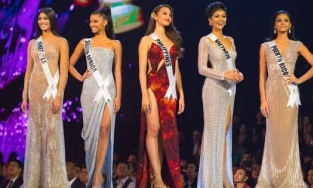 H'Hen Niê đăng lại ảnh thời làm nên kỳ tích Miss Universe 2018 giữa lúc Kim Duyên trượt Top 10