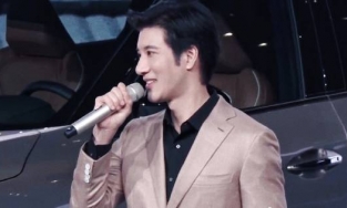 Vương Lực Hoành lần đầu lộ diện hậu ly hôn thu về 17,3 triệu người xem 