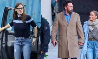 Jennifer Garner cùng 3 con về nhà sau kỳ nghỉ trong khi Ben Affleck chọn ở lại với Jennifer Lopez