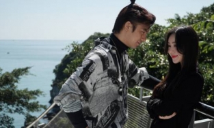 Nhan Phúc Vinh tình tứ bên 'bạn gái mới', là gương mặt thân quen