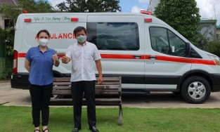 Việt Hương lên tiếng về chiếc xe cứu thương 3 tỷ tặng ông Đoàn Ngọc Hải: tất cả là tiền túi bỏ ra 