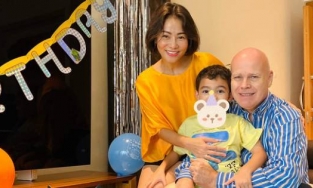 Ca sĩ Thu Minh thông báo có bầu lần thứ hai ở tuổi U50