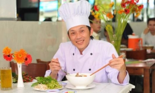 Rộ hình ảnh quán ăn của Hoài Linh ngừng kinh doanh, phải cho thuê lại mặt bằng