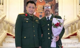 Lần đầu NSND Tự Long đăng ảnh chụp cùng với bố ruột 