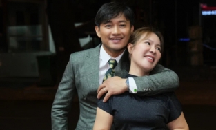 Rộ nghi vấn bà xã U50 sinh con trai cho Quý Bình