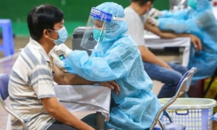 Đối tượng nào cần ưu tiên tiêm mũi 4?