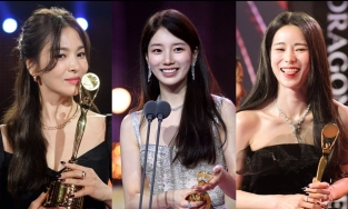 Song Hye Kyo ẵm giải Daesang tại lễ trao giải Rồng Xanh 2023 với vai diễn ấn tượng trong 'The Glory'