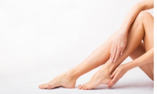 5 mẹo giải quyết đôi chân nứt nẻ vào mùa Đông