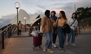 Sinh viên quốc tế tại Úc khó sống vì hết tiền, bị phân biệt chủng tộc