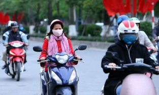 Tối nay đợt không khí lạnh mạnh nhất từ đầu mùa sẽ tràn về Hà Nội