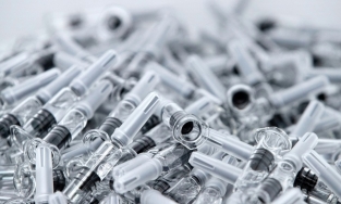 Liên Hợp Quốc thông báo kế hoạch dự trữ một tỷ ống tiêm