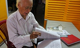 Sài Gòn: Cụ ông làm di chúc để lại nhà hơn 10 tỷ giúp người già, sinh viên