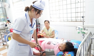 Sốt xuất huyết gia tăng ở trẻ nhỏ