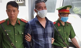 Bị cáo trốn khỏi tòa án trước giờ xét xử bị phạt 42 tháng tù