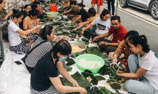 Cả nghìn bánh chưng ủng hộ miền Trung bị thiu, dân mạng kêu gọi nghĩ cách