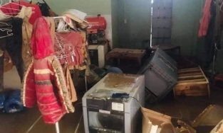 Những hình ảnh tan hoang sau khi nước lũ rút đi ở Quảng Bình