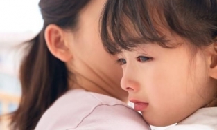 Học sinh lớp 2 đòi nhảy sông tự tử chỉ vì cãi nhau với bạn