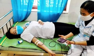 Nữ điều dưỡng tình nguyện hiến máu hiếm cứu sản phụ qua cơn nguy kịch