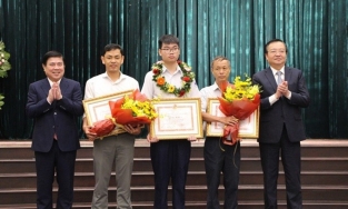 TP.HCM: Học sinh, sinh viên đạt giải Olympic quốc tế được thưởng 120-200 triệu đồng