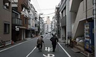 Nhật Bản: Hai mẹ con chết đói vì Covid-19 giữa trung tâm thành phố Osaka