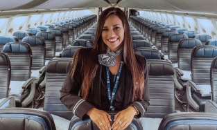 Những điều tiếp viên hàng không 'săm soi' hành khách ngay khi họ bước lên máy bay