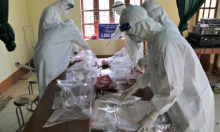 2 mẹ con nam sinh viên Đại học FPT dương tính với Covid-19 đi những đâu?