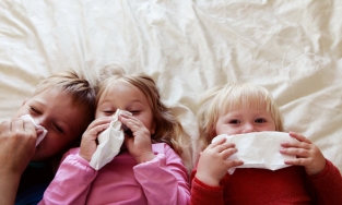 Nghiên cứu mới cho thấy, trẻ em mắc COVID-19 dễ lây hơn người lớn