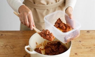 Người Việt ăn thịt nhiều gấp đôi khuyến cáo