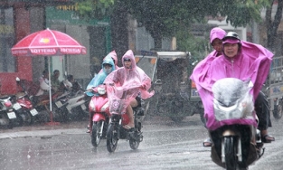 Từ chiều tối và đêm nay 3/4, miền Bắc đón mưa dông diện rộng, có khả năng xuất hiện lốc, sét và mưa đá