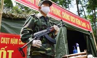 Lực lượng canh gác biên giới sẽ được quân đội ưu tiên tiêm vaccine Covid-19