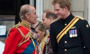 Hoàng tử Harry lần đầu lên tiếng sau sự ra đi của ông nội