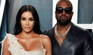 Tỷ phú Kanye West nộp đơn xin nuôi bốn con chung với Kim Kardashian