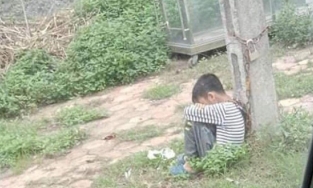 Lạng Sơn: Người cha xích con vào cột điện ven đường bày tỏ sự hối hận, cam kết không tái phạm
