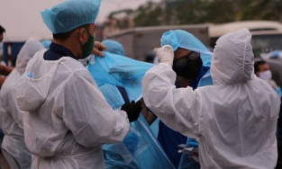 Bệnh nhân 2983 nặng không kém so với bệnh nhân 91 (phi công người Anh) được đưa từ An Giang về TP.HCM điều trị