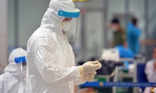 Đông Anh, Hà Nội: Người bán rau dương tính SARS-CoV-2, có F1 ở bệnh viện